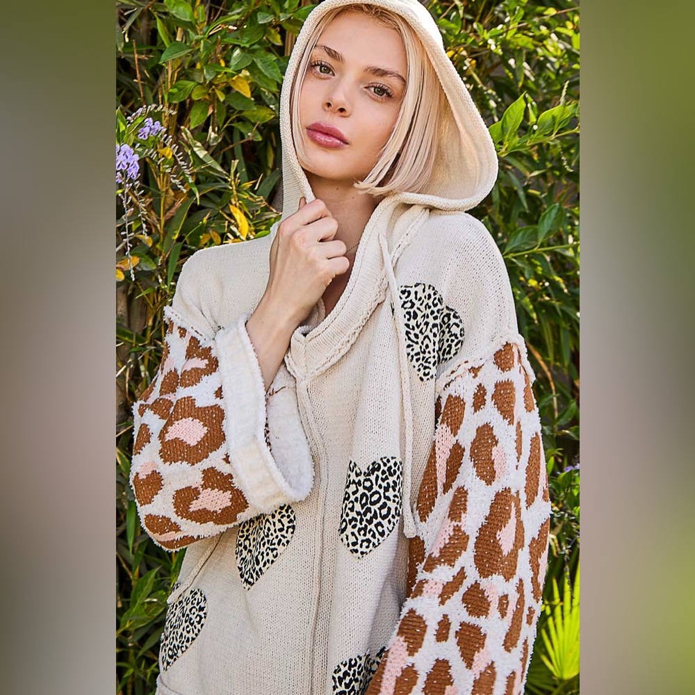 P12 New POL Leopard Heart Knit Hoodie - Picture 3 of 6